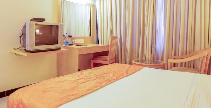 Aj International Hotell Bangalore Exteriör bild